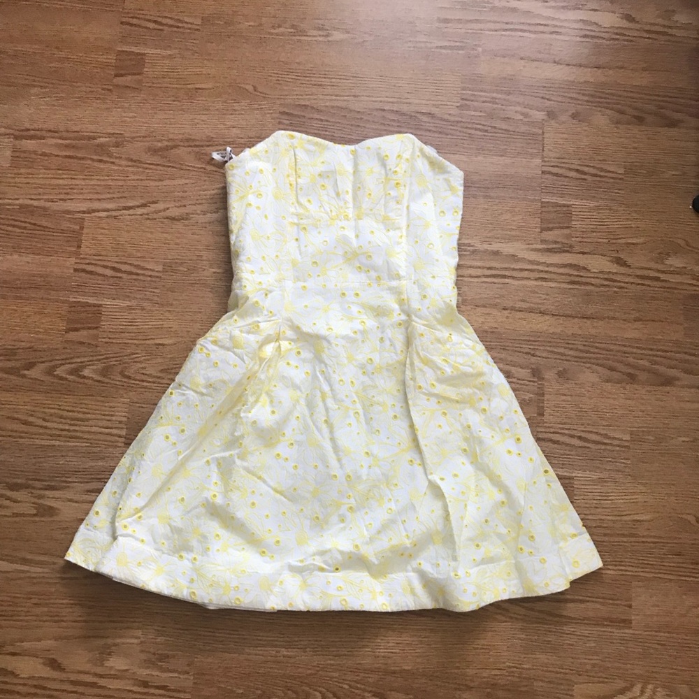 Lily Pulitzer strapless yellow lace dress